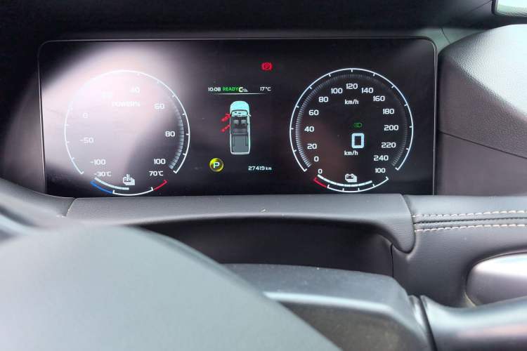 Used Radar Horizon 2023 410 km Entrepreneur Edition Odometer Close Up