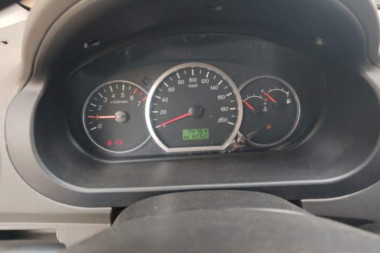 Used Wuling Hongguang 2014 1.5L Base Version
