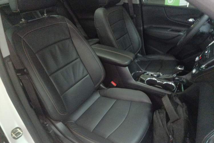 Used Chevrolet Equinox 2019 535T Automatic Chijie Edition China VI Right Front Seat