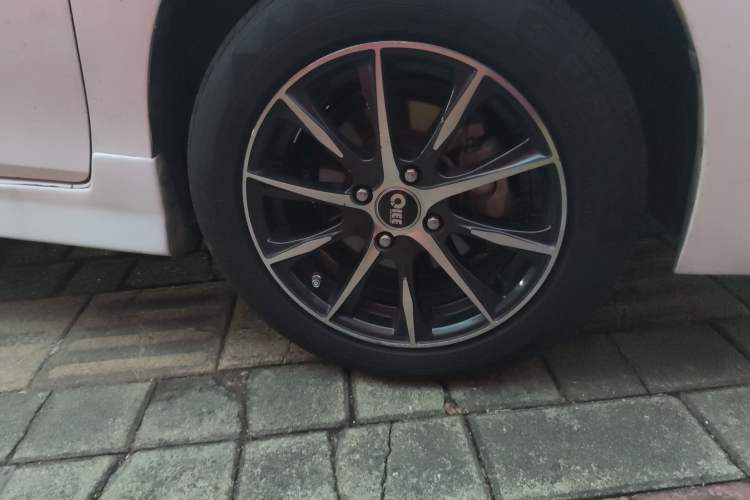 Used Toyota YARiS L Zhi Xuan 2015 1.5E Automatic Charm Edition