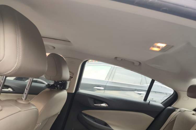 Used Chevrolet Cruze 2015 1.5L Automatic Luxury Edition
