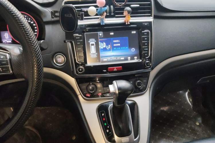 Used Haval H6 2015 Sport Edition 1.5T Automatic Two-Wheel Drive Luxury Model