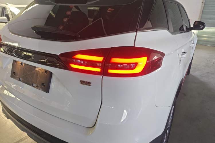 Used Geely Auto Emgrand X7 Sport 2021 1.8TD DCT Two-Wheel Drive Asian Games Edition