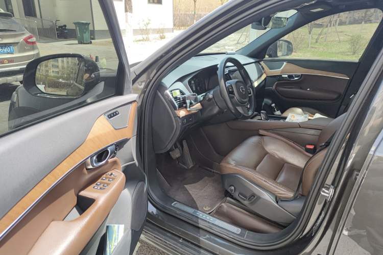 Used Volvo XC90 2021 B6 Zhiyi Luxury Edition 7-Seater