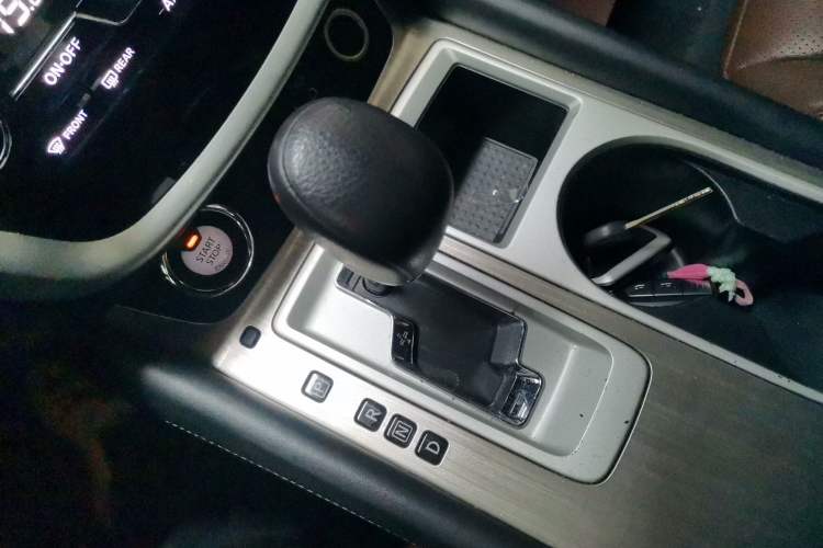 Used Nissan Murano 2019 2.5L XE Two-Wheel Drive Elite Version China V Standard
