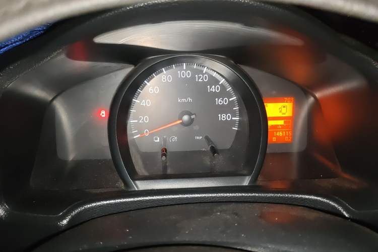 Used Nissan NV200 2011 1.6L 232 Seats Zunya Trim
