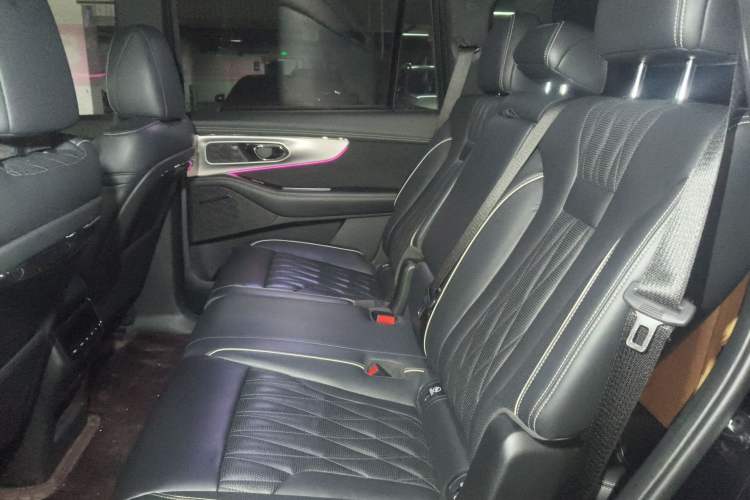 Used GAC Trumpchi GS8 2022 Dual-Engine Series 2.0TM Two-Wheel Drive Prestige Edition (7 Seats)
