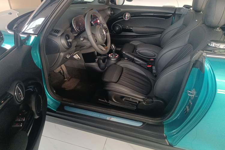 Used MINI MINI 2023 2.0T COOPER S CABRIO Coastal Edition
