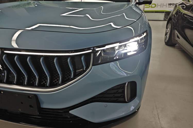 Used VOYAH FREE 2021 Four-Wheel Drive Extended-Range First-Edition Commemorative Model
