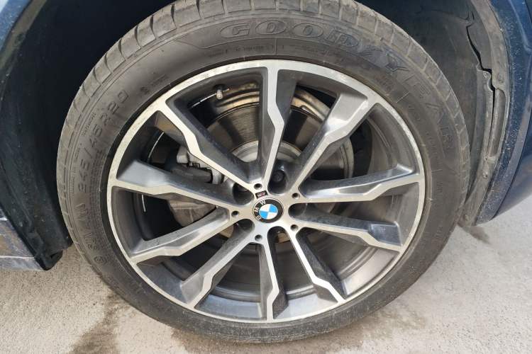 Used BMW X3 2018 xDrive30i Luxury Model M Sport Package China V Right Front Wheel Hub