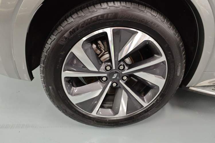 Used Li Auto ONE 2021 Extended-Range 6-Seater Version Exterior 5