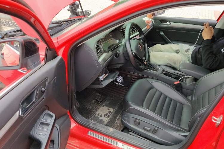 Used Volkswagen Lamando 2019 280TSI DSG Comfort Edition China VI standard Driver Seat