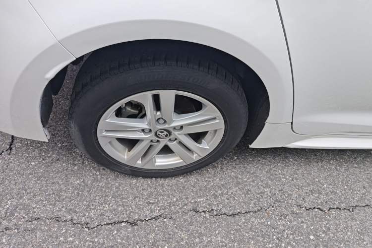 Used Toyota Levin 2022 Dual-Motor 1.8H E-CVT Leading Edition
