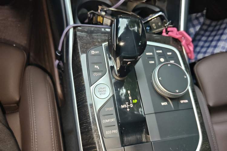 Used BMW 3 Series 2021 Second Facelift 325Li M Sport Package
