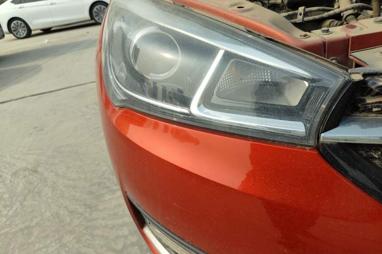 Used Chery Arrizo 5 2016 1.5L Manual Lingchao Edition Right Front Headlight