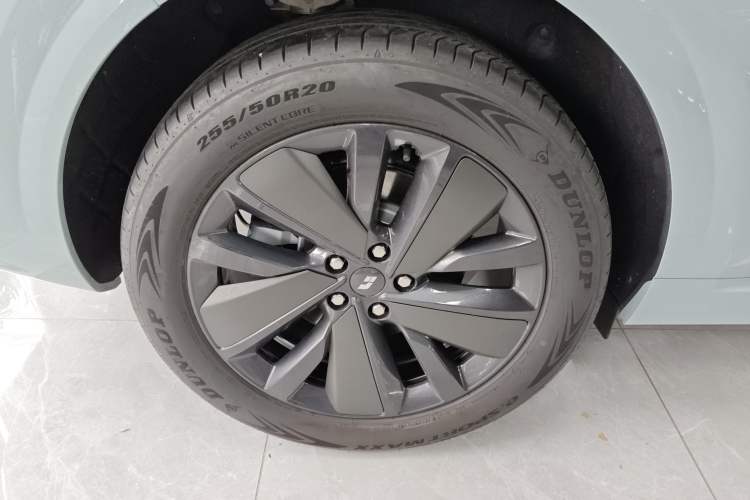 Used Li Auto L6 2025 Pro Smart Refresh Edition
