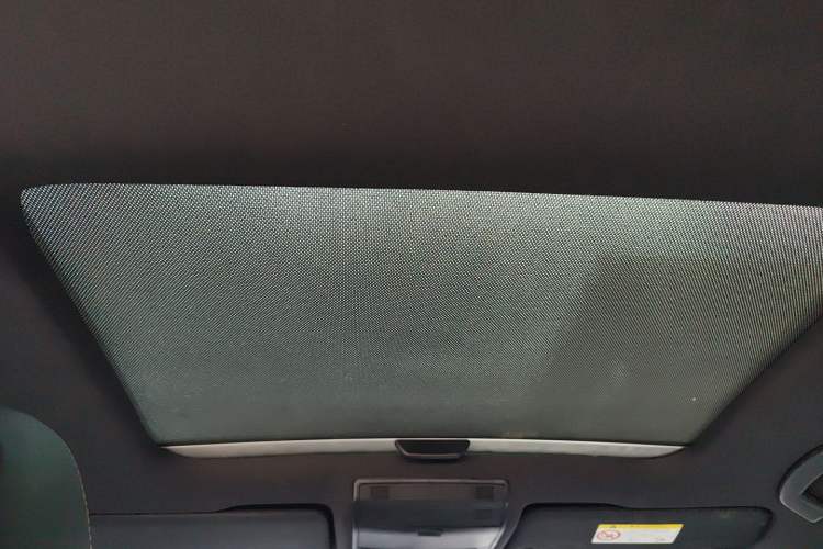 Used Volkswagen Golf 2017 280TSI Automatic R-Line Million-Vehicle Commemorative Edition Headliner