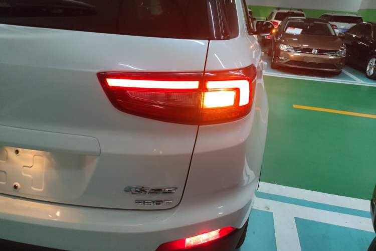 Used CHANGAN CS55 2018 1.5T Automatic Colorful Edition China V Standard Right Rear Taillight