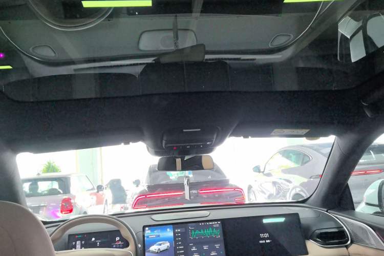 Used XPeng G9 2025 625 Long-Range Max Headliner