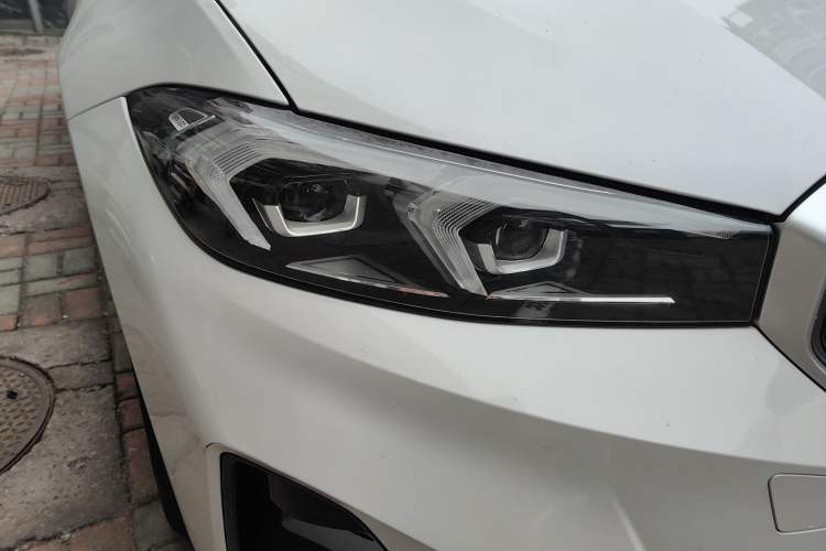 Used BMW i3 2024 eDrive 35 L Right Front Headlight