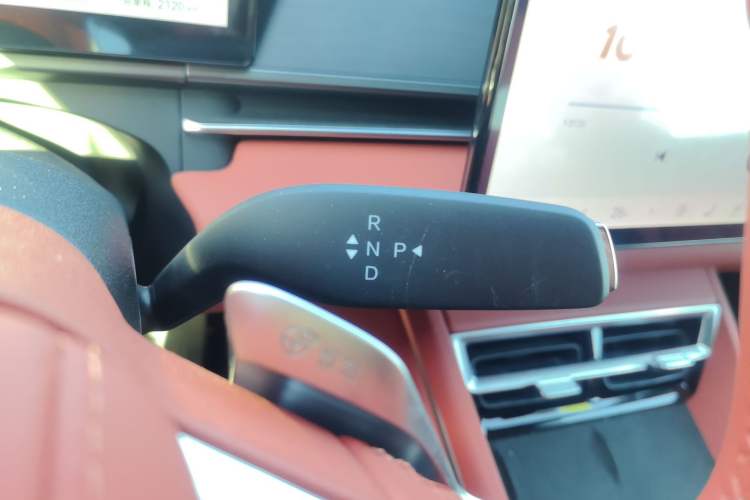 Used BYD Tang L 2025 EV 600KM All-Wheel-Drive LiDAR Flagship Model