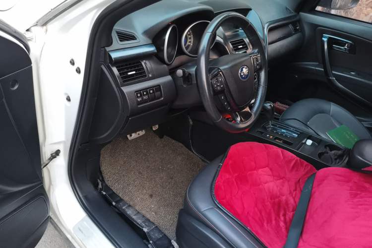 Used Bestune X80 2015 1.8T Automatic Sport Model
