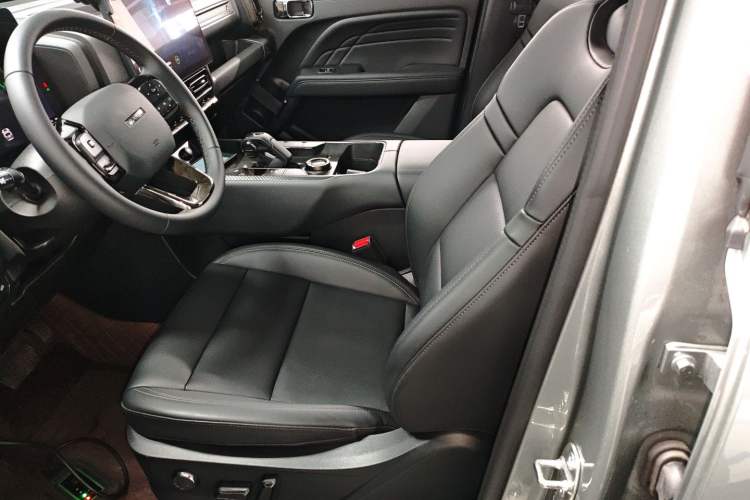 Used Haval Raptor New Energy 2024 Hi4 102 Pro Left Front Seat