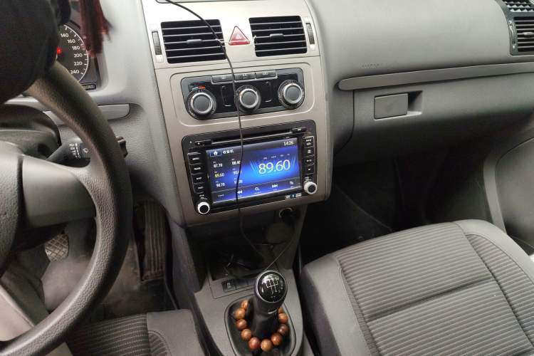 Used Volkswagen Touran 2013 1.4T Manual Fashion Edition 5 Seats
