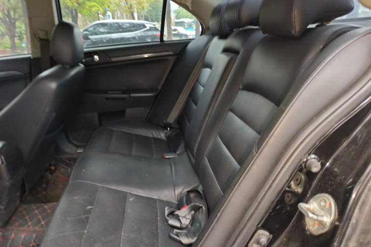 Used Mitsubishi Lancer EX 2013 Fashion Edition 1.8L CVT Comfort Version Left Rear Seat