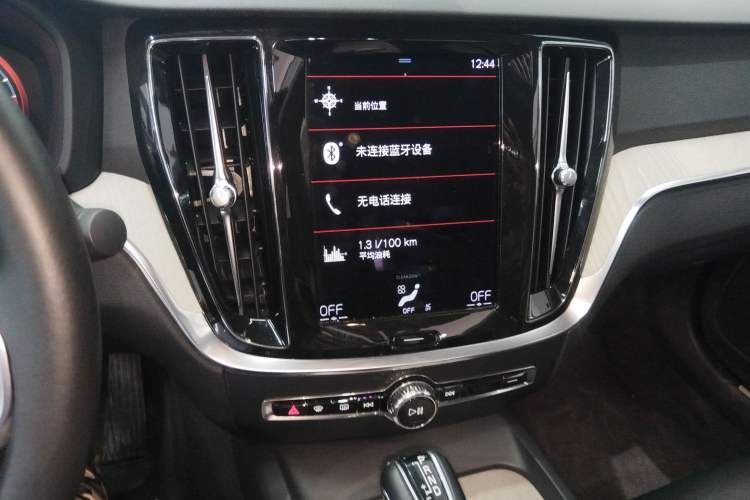 Used Volvo S60 2021 T4 Zhiyuan Luxury Edition