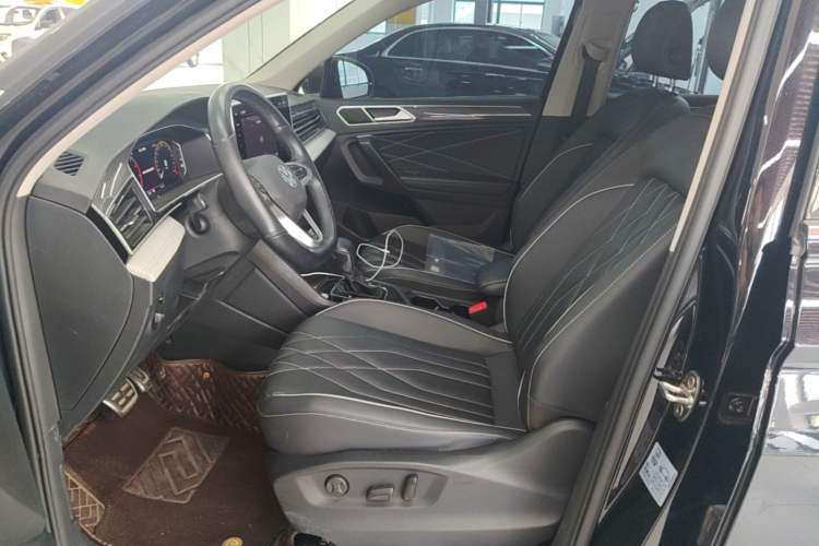 Used Volkswagen Tiguan L 2024 330TSI Automatic Two-Wheel Drive R-Line Enhanced Edition