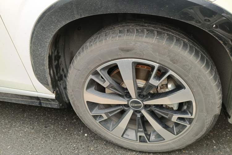 Used Roewe D5X DMH 2024 135 Tech Edition Right Front Wheel Hub