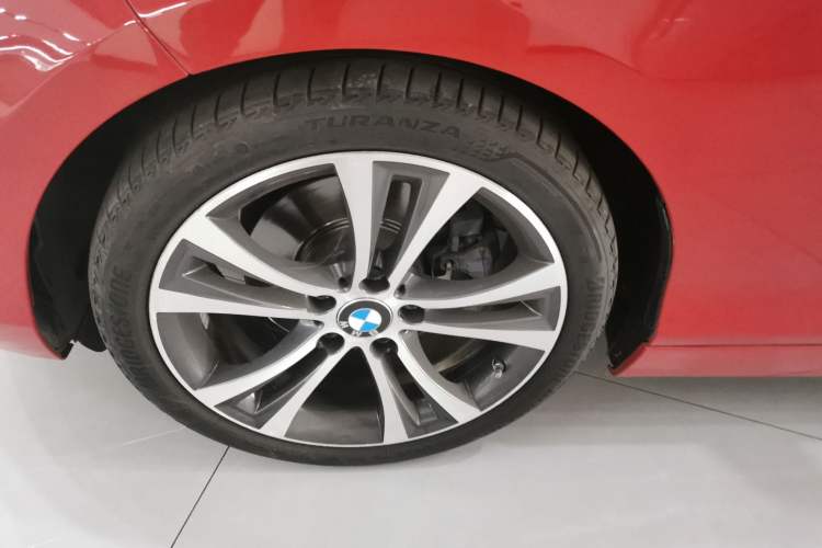 Used BMW 2 Series (Import) 2019 225i Convertible Coupe Sports Design Package