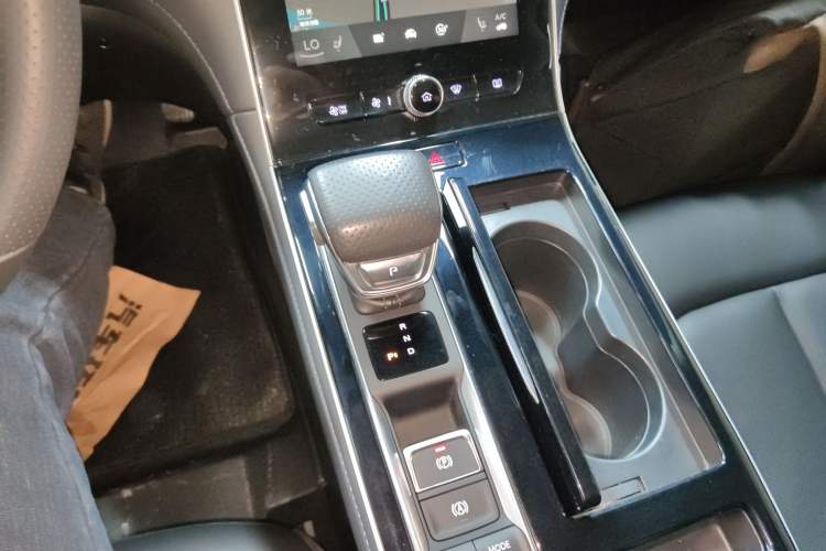 Used Rising ER6 2020 620 km Smart Edition
