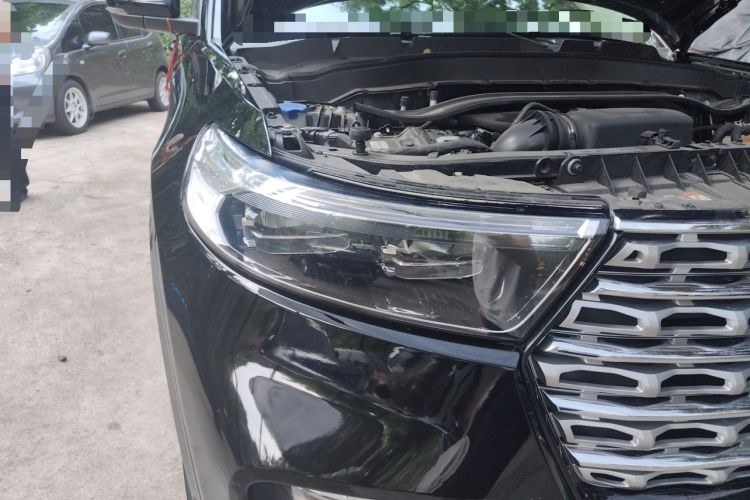 Used Ford Explorer 2020 EcoBoost 285 4x4 Titanium Edition 7-Seater

