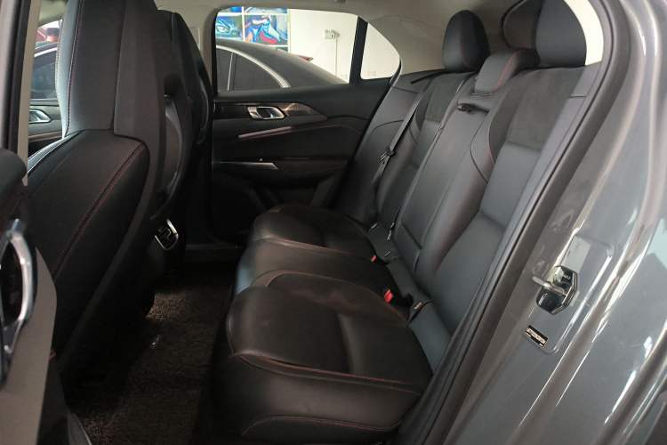 Used Lynk & Co 02 2019 1.5T DCT Two-Wheel Drive Pro Edition China VI Standard