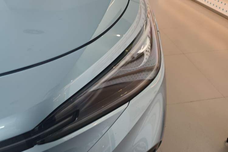 Used Volkswagen ID.4 X 2025 Revised Version Smart Edition Purely Intelligent Enjoyment Version Left Front Headlight