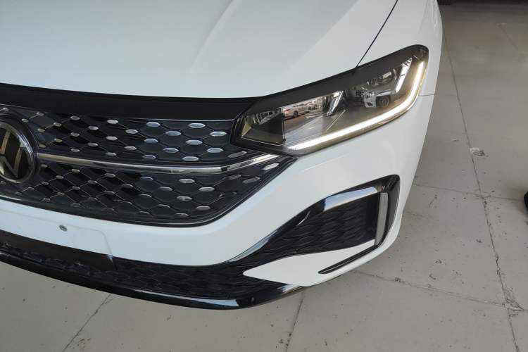 Used Volkswagen Lavida 2023 Revised Version 1.5L Automatic Starry Sky Edition – 5 Million Units