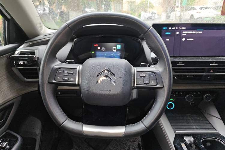 Used Citroen C5 X 2023 1.6T Extraordinary Power Steering Wheel