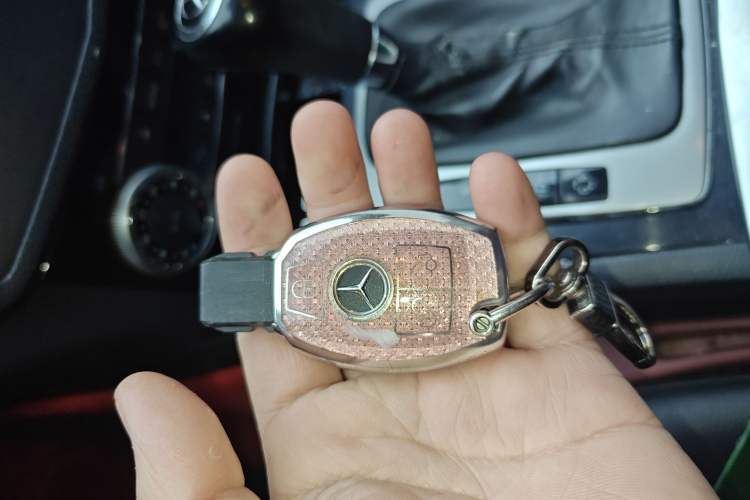 Used Mercedes-Benz C-Class 2010 C 180K Classic model