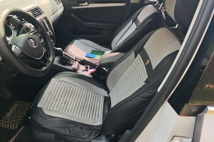 Used Volkswagen Sagitar 2018 280TSI DSG Comfort Model Left Front Seat