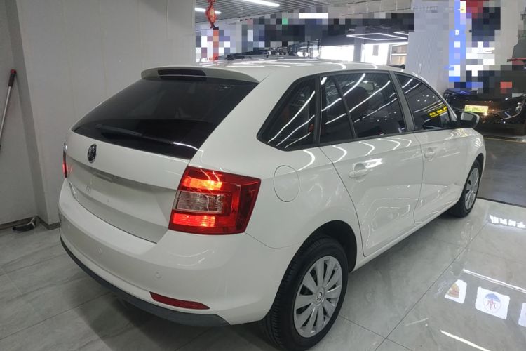 Used Skoda Rapid Spaceback 2018 1.6L Automatic Standard Edition
