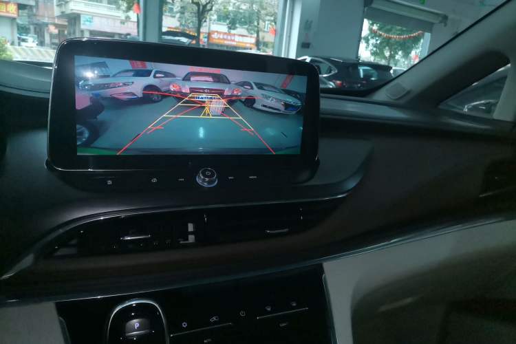 Used Buick GL8 2021 Land Cruiser Executive Class 652T Luxury Model