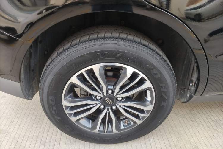 Used Geely Auto Vision X6 2016 1.3T CVT Flagship Model
