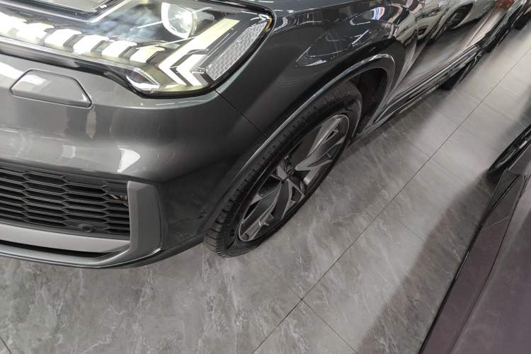 Used Audi Q7 2022 55 TFSI quattro S line Sport model
