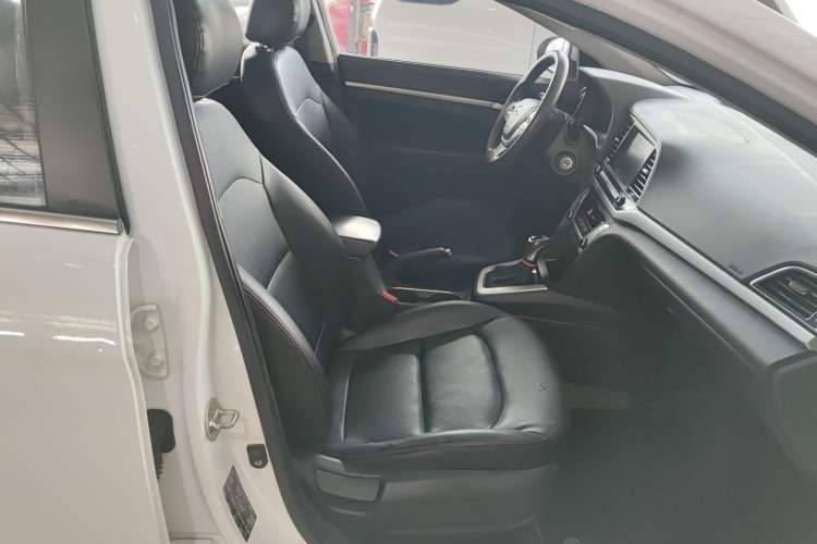 Used Hyundai Elantra (6th Generation / Lingdong) 2016 1.6L Automatic ZhiXuan – Elite Version
