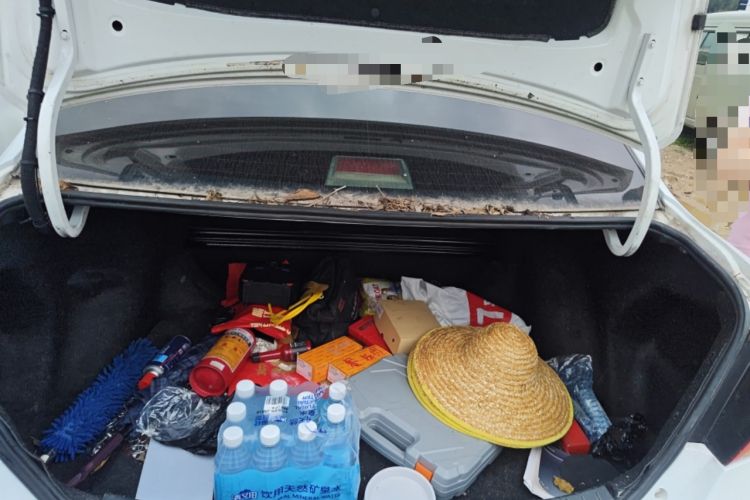 Used BYD L3 2015 Energy-Efficient Model 1.5L Manual Comfort Edition Trunk