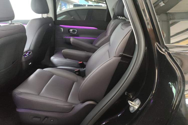 Used Leapmotor C16 2026 All-Electric 630 LiDAR Zhizun Edition 6 Seats
