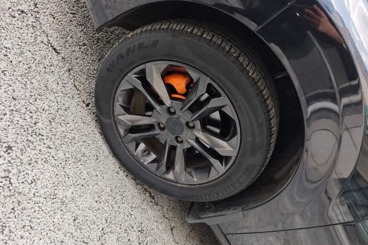 Used Dongfeng Aeolus Yixuan 2023 Mach Edition 1.5L Automatic Chasing Wind Version Left Front Wheel Hub