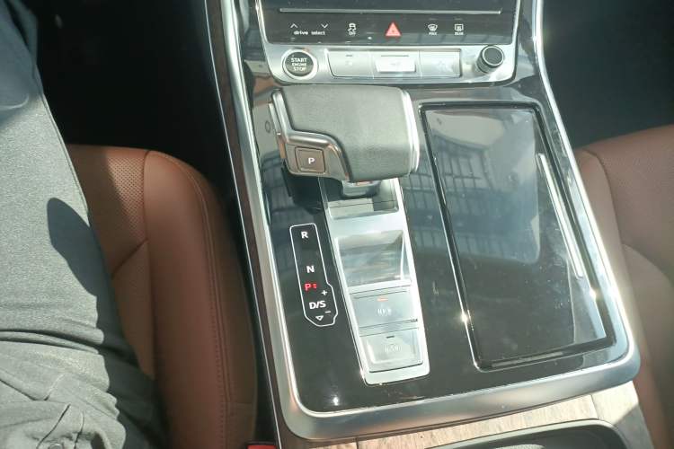 Used Audi Q7 2023 45 TFSI quattro S line Sport model